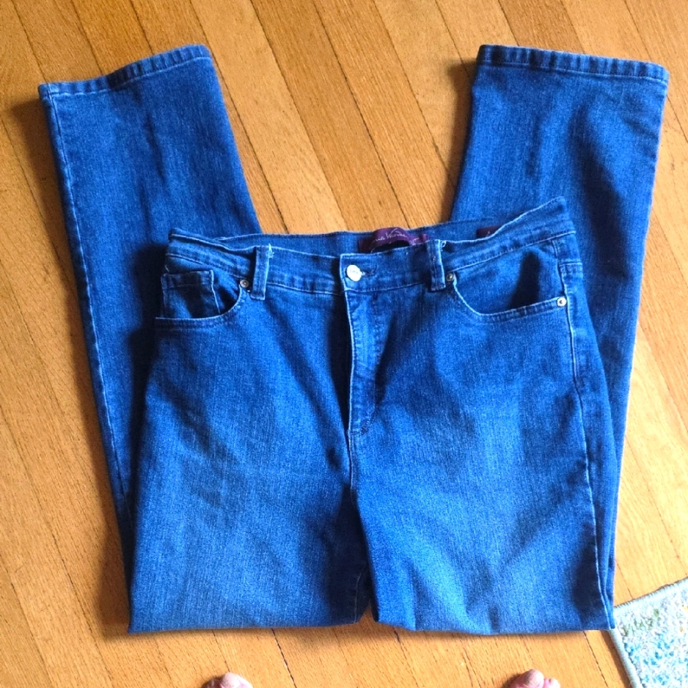 Gloria Vanderbilt Amanda Jeans, Lot of 3 for $25, 14P